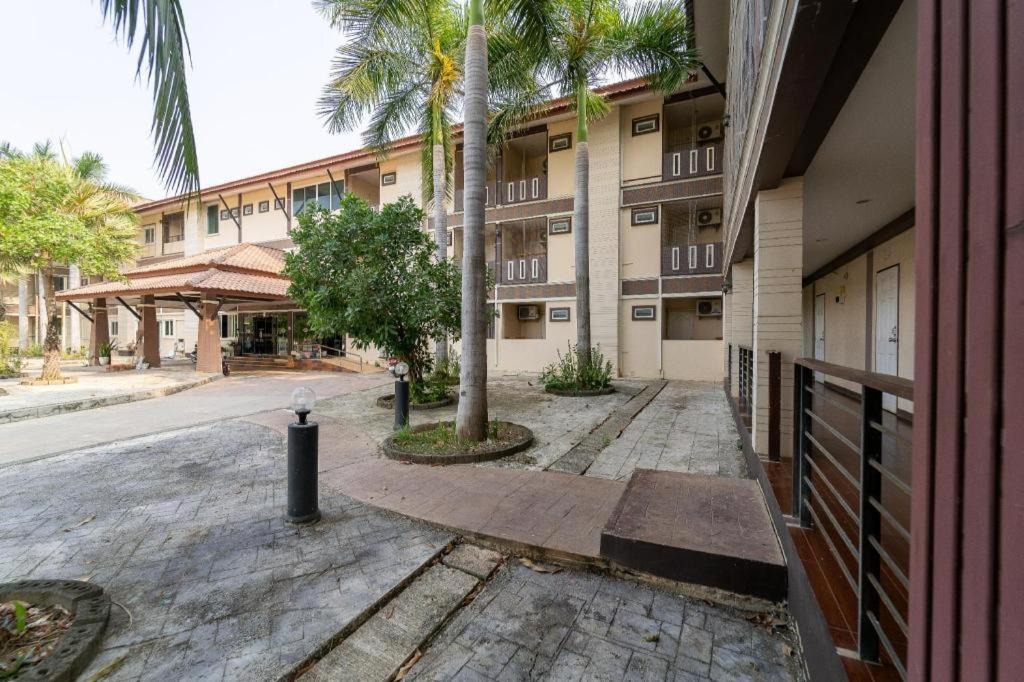 Sukhothai Porncharoen Resort&Spa Kong Krailat Bagian luar foto
