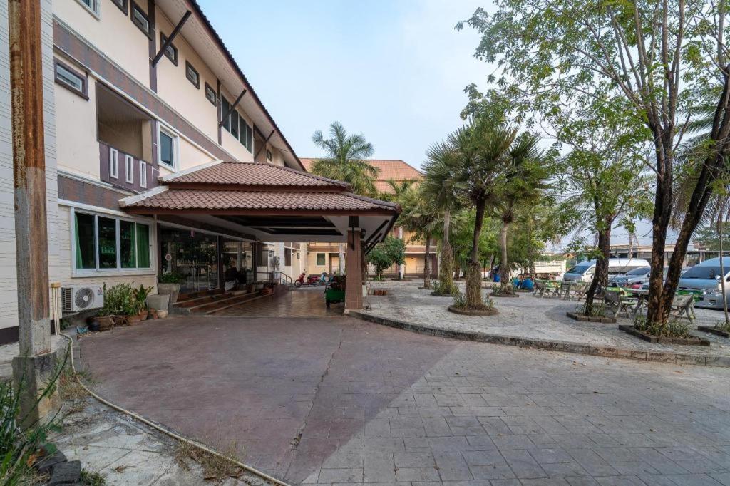 Sukhothai Porncharoen Resort&Spa Kong Krailat Bagian luar foto