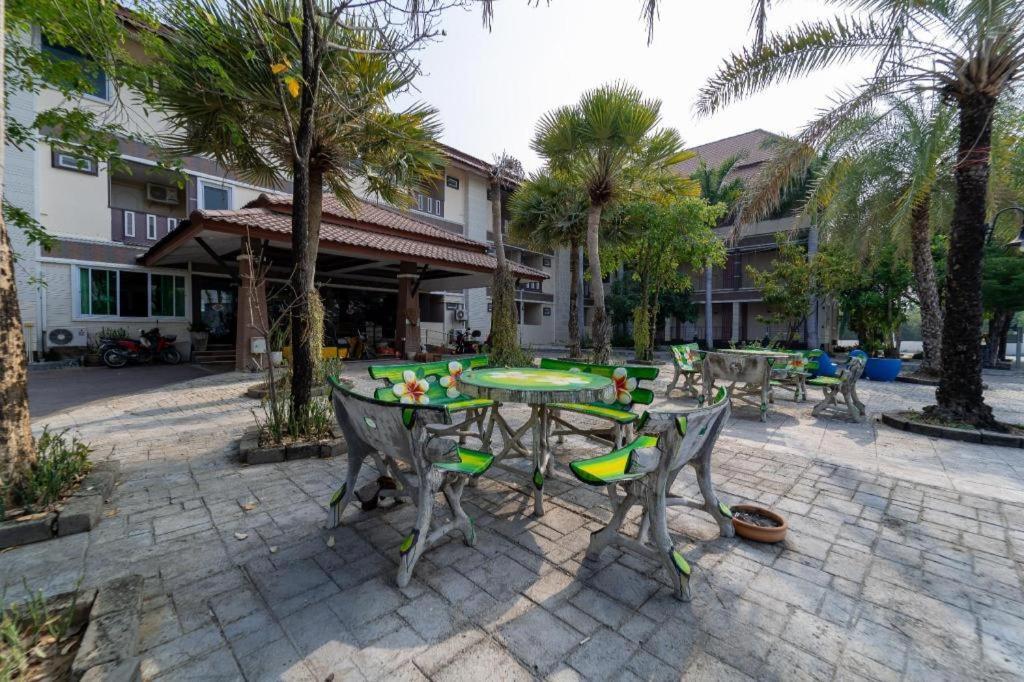 Sukhothai Porncharoen Resort&Spa Kong Krailat Bagian luar foto